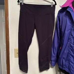 Lululemon purple mesh crops 19"